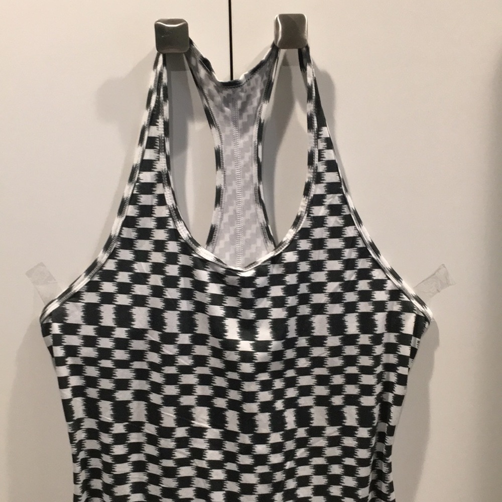 Nike Dri-fit tank top black/white Size M